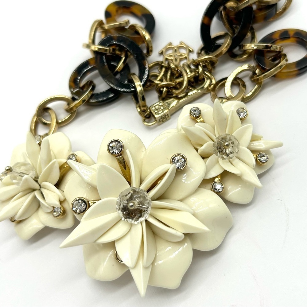 Ann Taylor Tortoise and Jeweled Flower Necklace - Picture 2 of 3